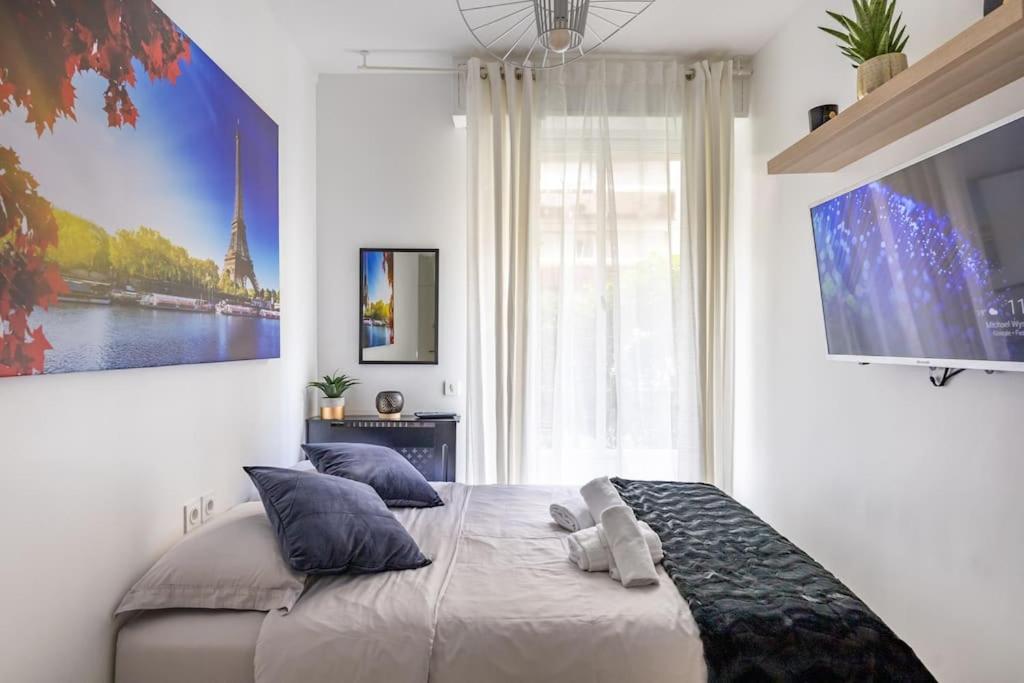 פריז Cozy Studio Near The Eiffel Tower מראה חיצוני תמונה
