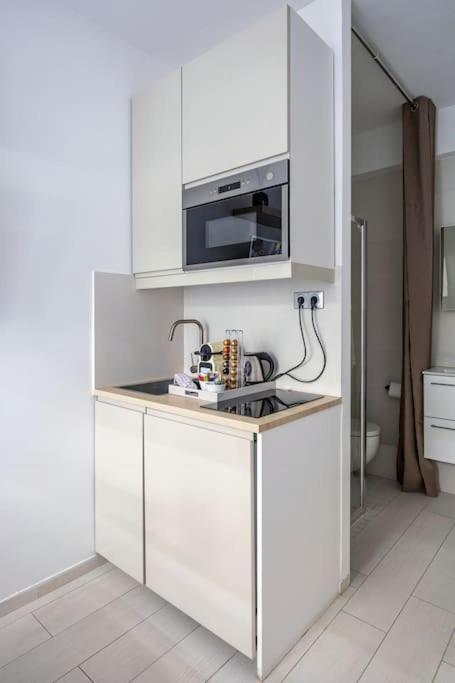 פריז Cozy Studio Near The Eiffel Tower מראה חיצוני תמונה