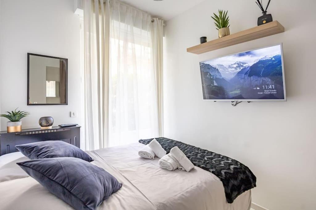 פריז Cozy Studio Near The Eiffel Tower מראה חיצוני תמונה