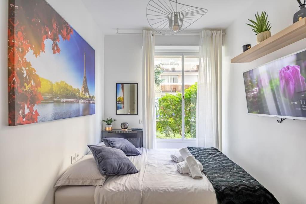 פריז Cozy Studio Near The Eiffel Tower מראה חיצוני תמונה